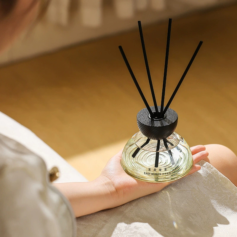 Bouteille diffuseur de roseaux - Home Fragrance Hotel avis et prix